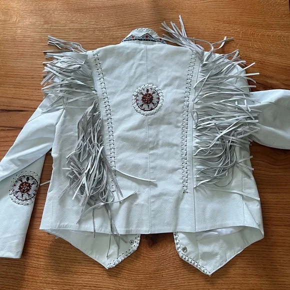 Fringed White Jacket with Embroidered Details - Picture 4 of 4